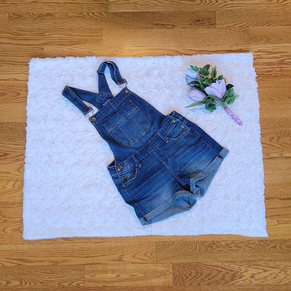 Blue Spice Short Overalls, Girls size 5, Great Condition!